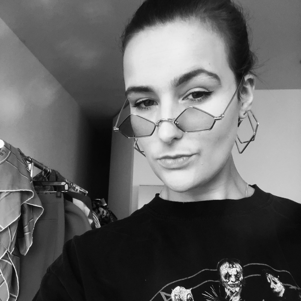 Meet your Posher, Emma